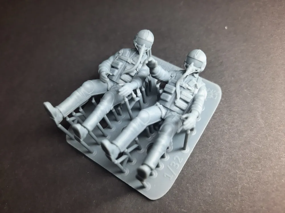 1/32 Vietnam War Era American Pilots sitting SET no.1