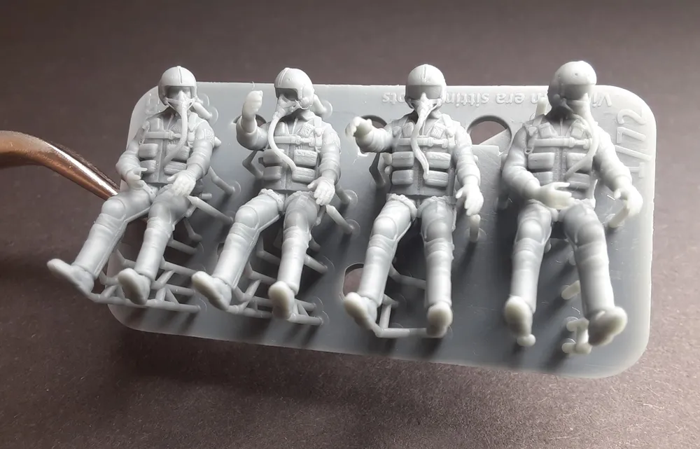 1/72 Vietnam War Era American Pilots sitting (set of 4x)