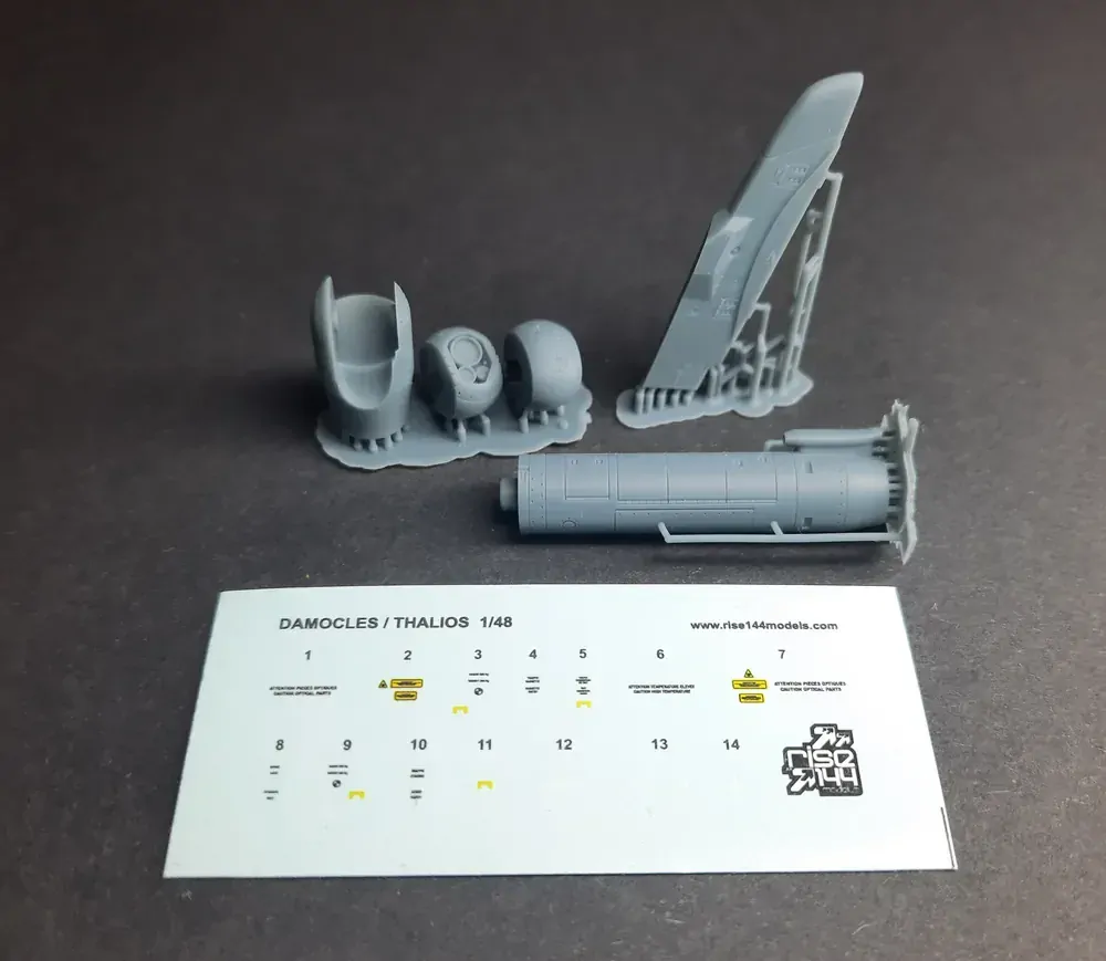 1/48 Talios Targeting pod for Rafale with pylon