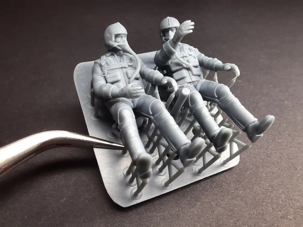 1/48 Vietnam War Era Pilots sitting SET no.2