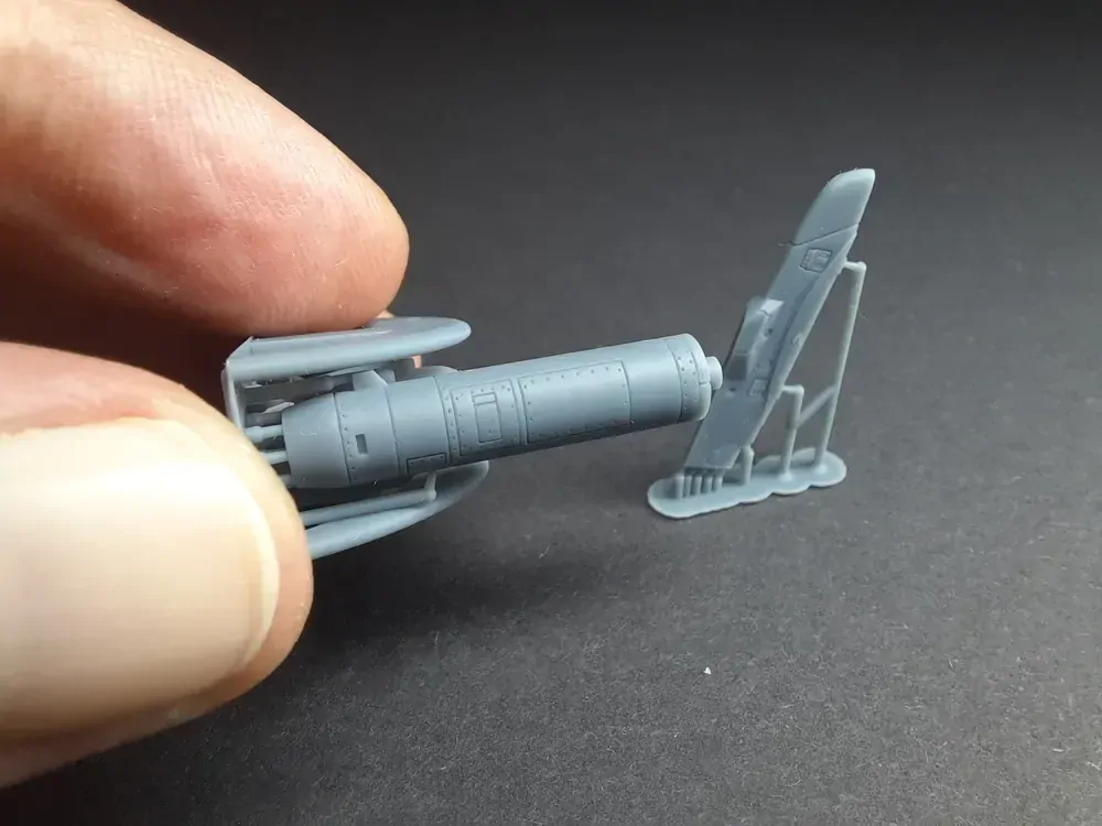 1/72 Damocles targeting pod for rafale with pylon
