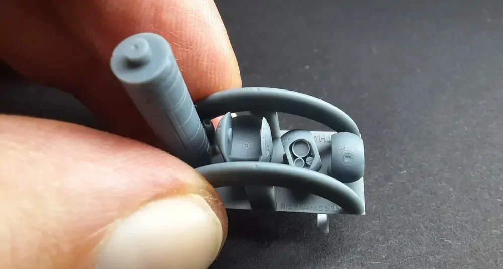 1/72 Talios targeting pod for rafale with pylon