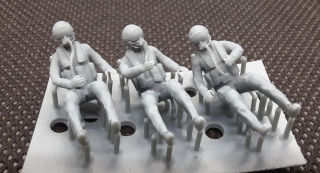 1/72 Pilots with HGU-68 helmet MBU-23 mask